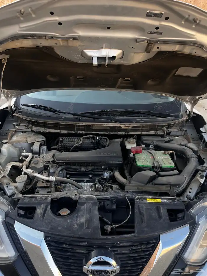 نيسان اكس تريل 10