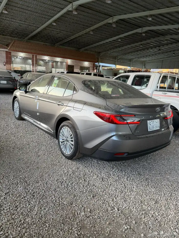 كامري 2025 LE تيتانيوم 6