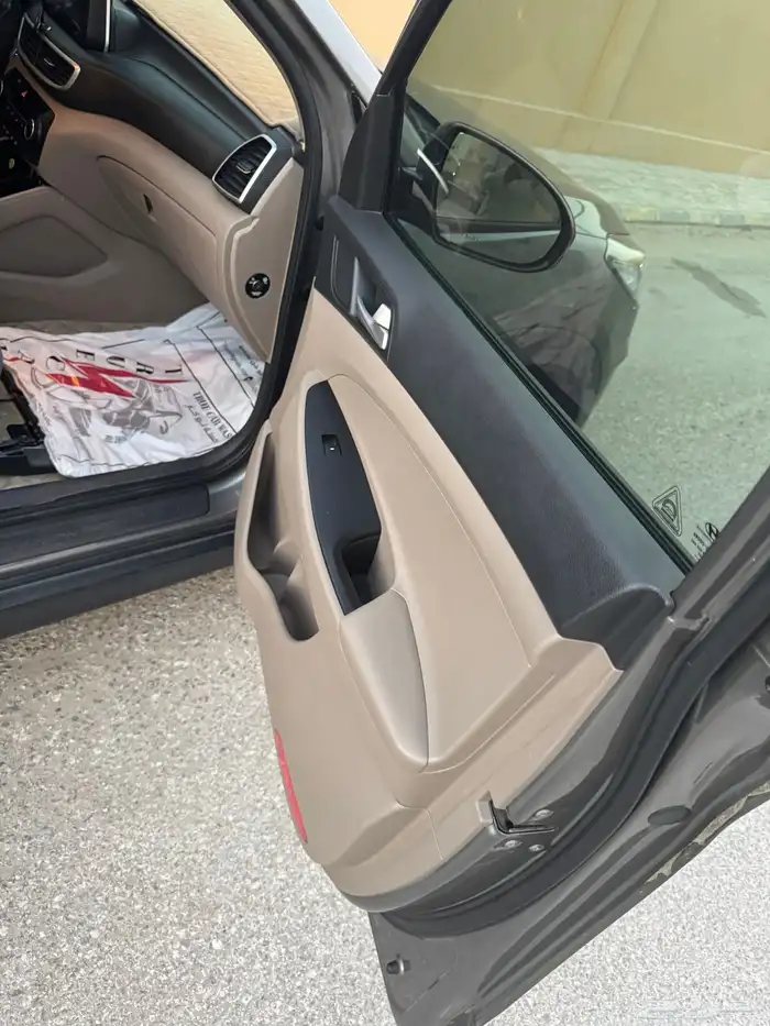 هونداي توسان 10