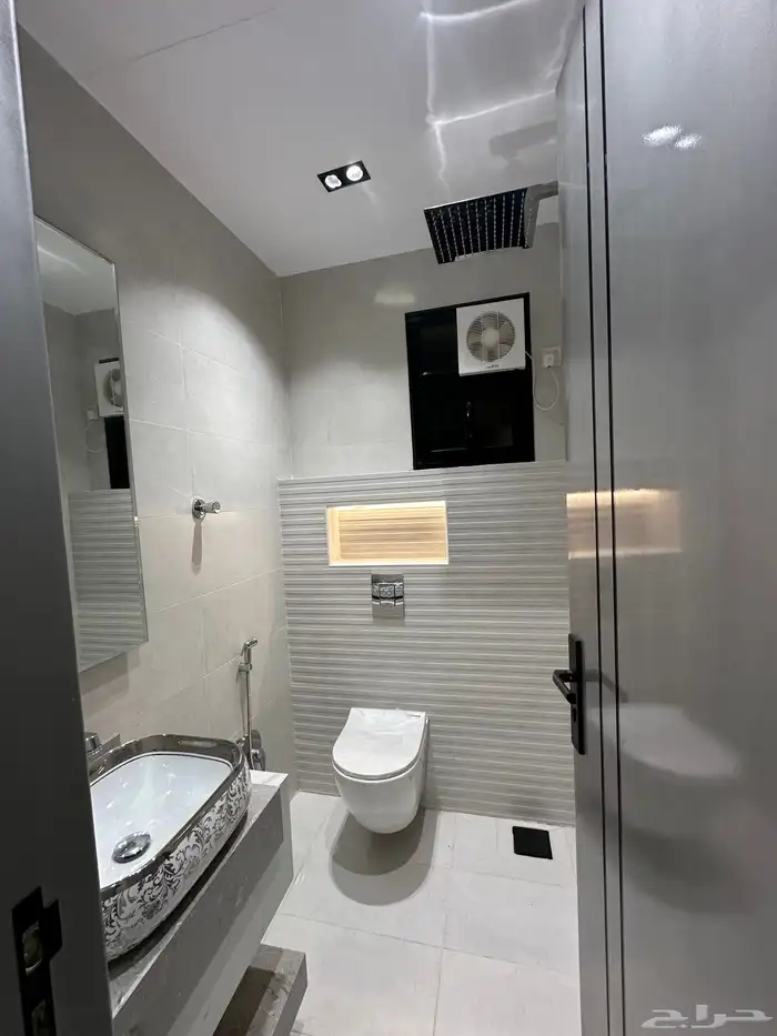 للبيع شقق ارضيه بمدخل سياره بحى المعارض خميس مشيط السعر 570 16