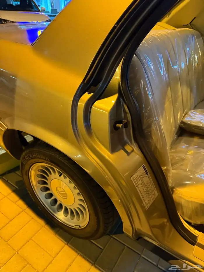 فورد جراند ماركيز 2001 نظيفة 100 99