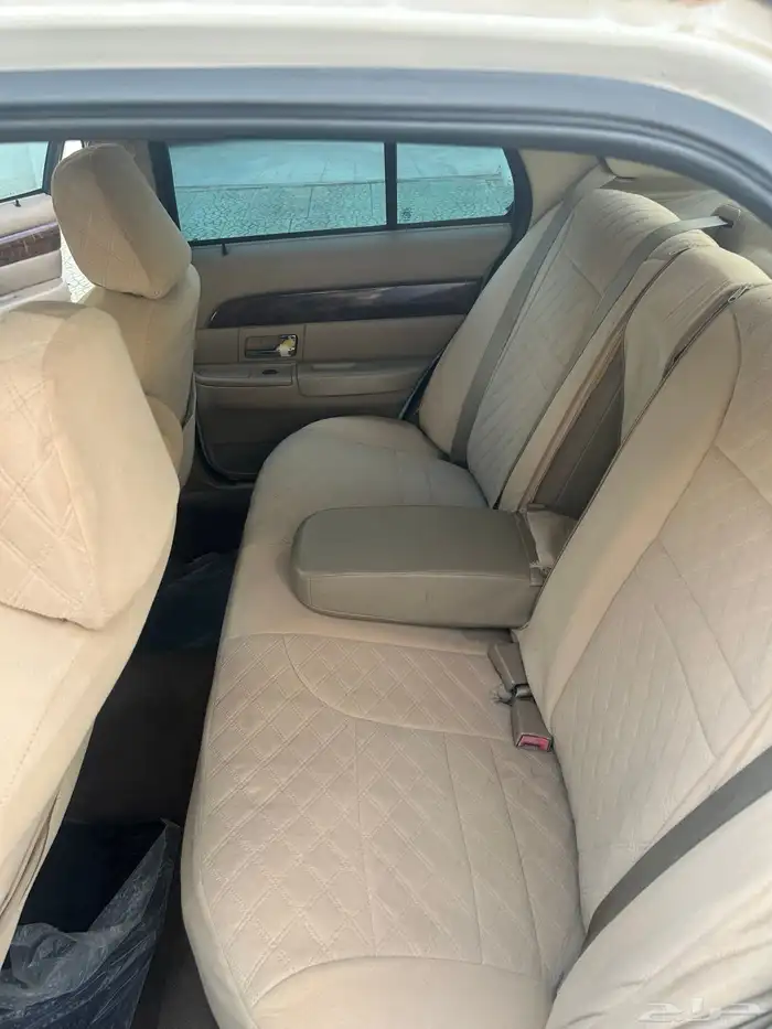 فورد جراند ماركيز 10