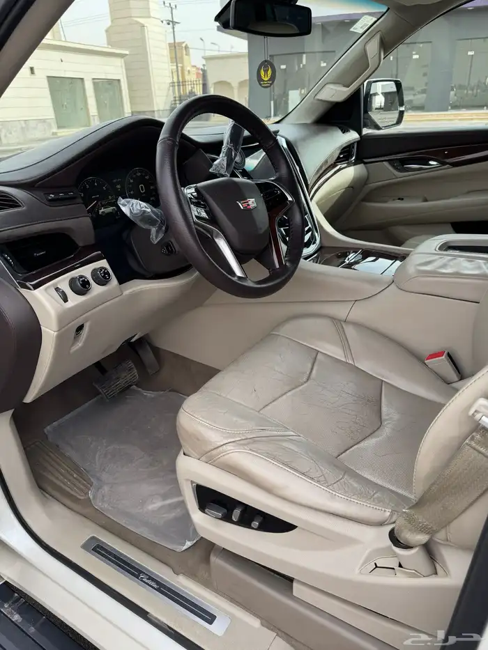 كاديلاك اسكاليد 2015 11