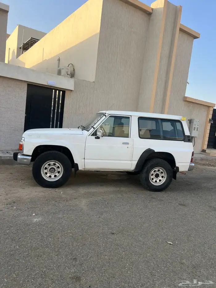 بترول نيسان مديل 93 باب واحد 2