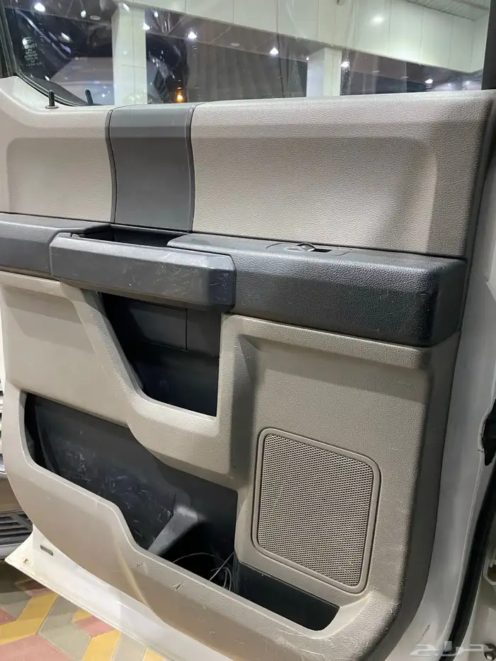 فورد F150 المديل 2015 العدد 410 الف 14