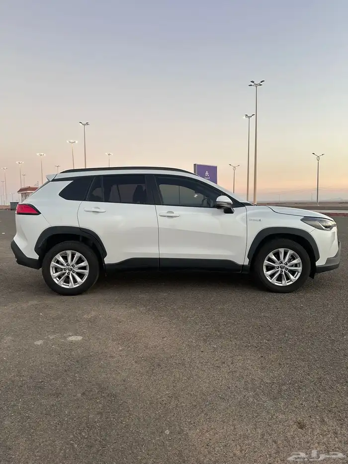 تويوتا كروس 2022 2