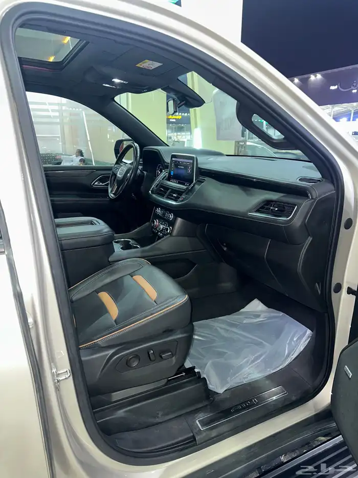 جي أم سي يوكن الموديل2021 فل كاملAT4 مخزن 12