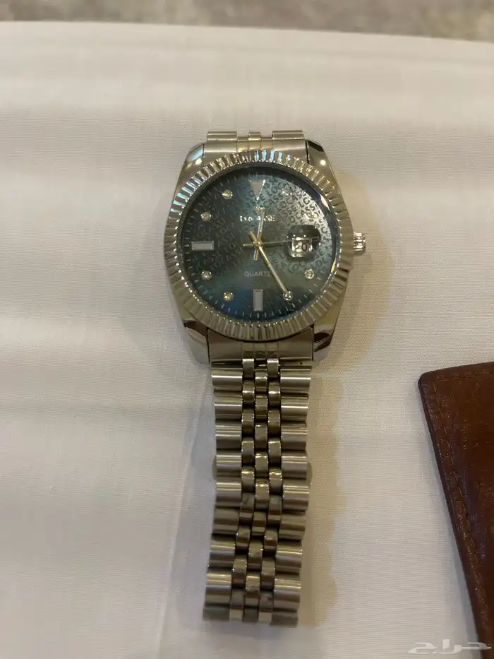 ساعه و بوك 0