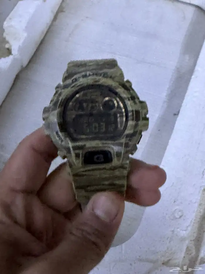 ساعة كاسيو اصلية ضد الماء وفيها مميزات كثير لون مميز ونادر 2