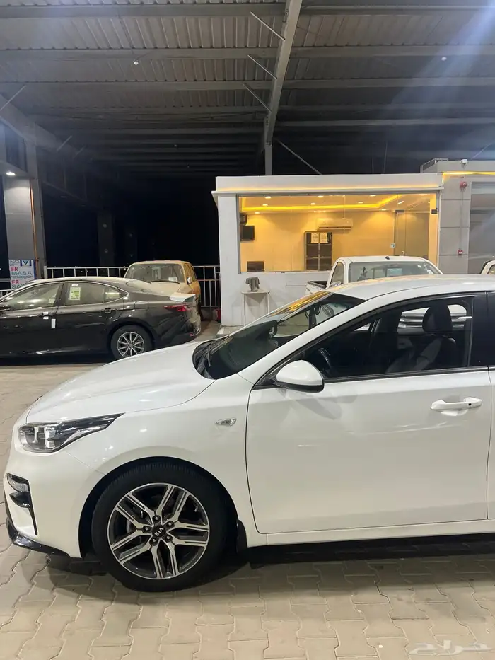 كيا سيراتو كي3 وكالة 2021 ممشى قليل 8