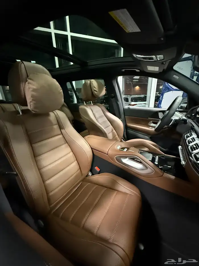 مرسيدسGLS 450 موديل 2026 - اصفار 3