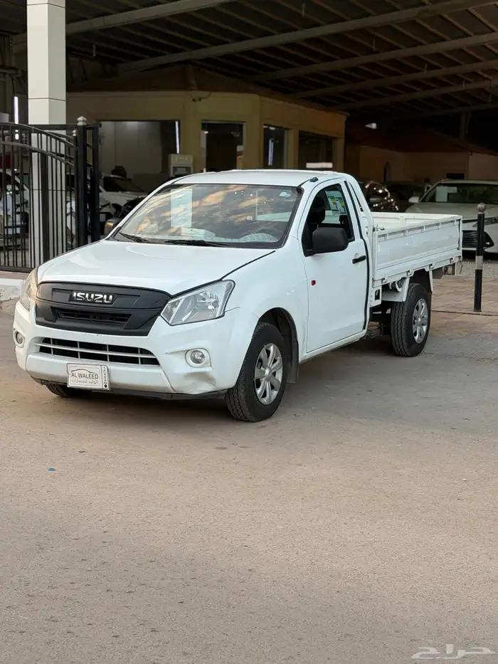 ايسوزو جوانب ديزل 0