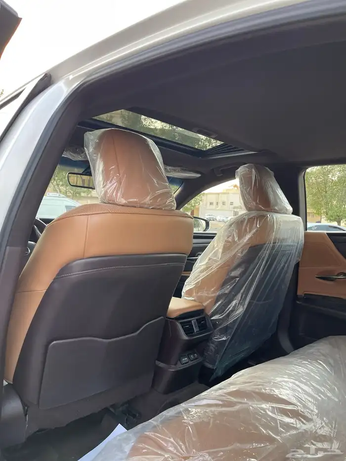 لكزس-ES300h-2020(ممشي92الف) 13