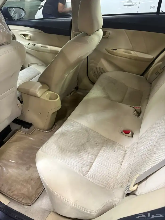 للبيع تويوتا يارس 2015   استخدام مالك واحد فقط 12