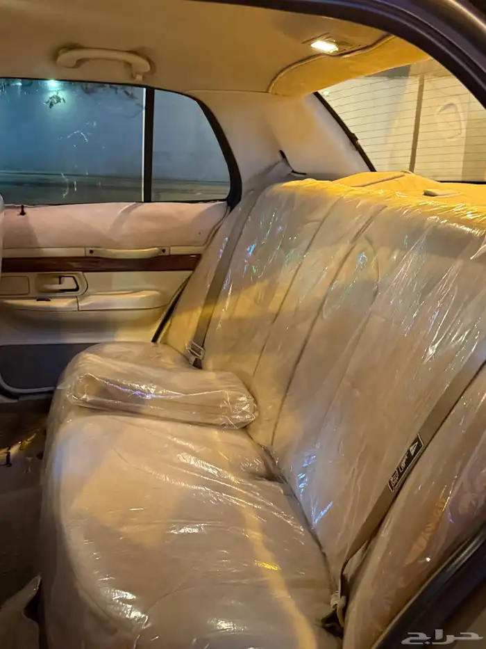 فورد جراند ماركيز 2001 نظيفة 100 92