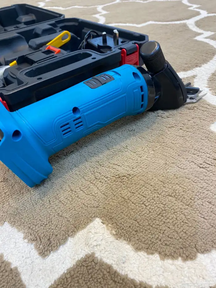 للبيع مكينه حلاقت اباعر بطاريه 4