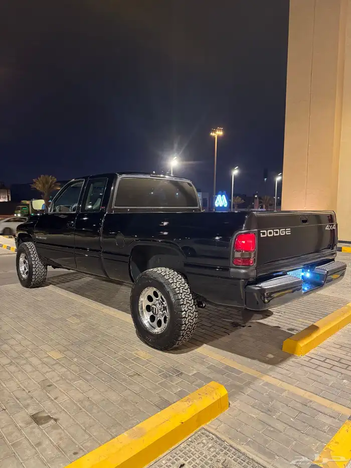 وحش 1996 دودج رام للبيع 3