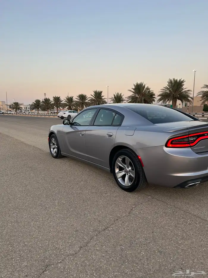 دوج تشارجر 2015 2