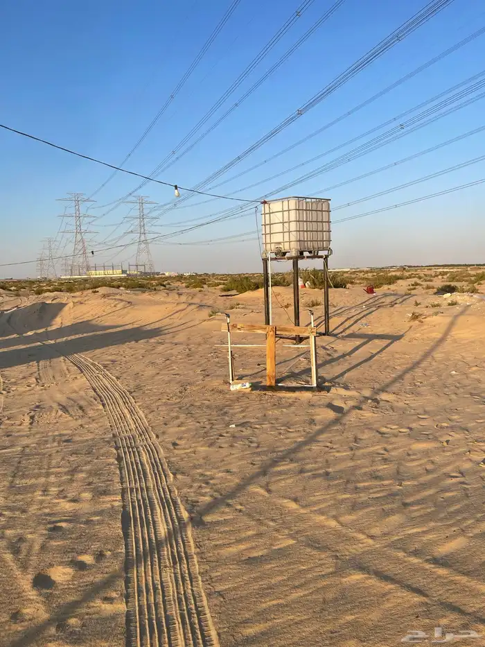 للبيع اغراض مخيم مع الموقع 1