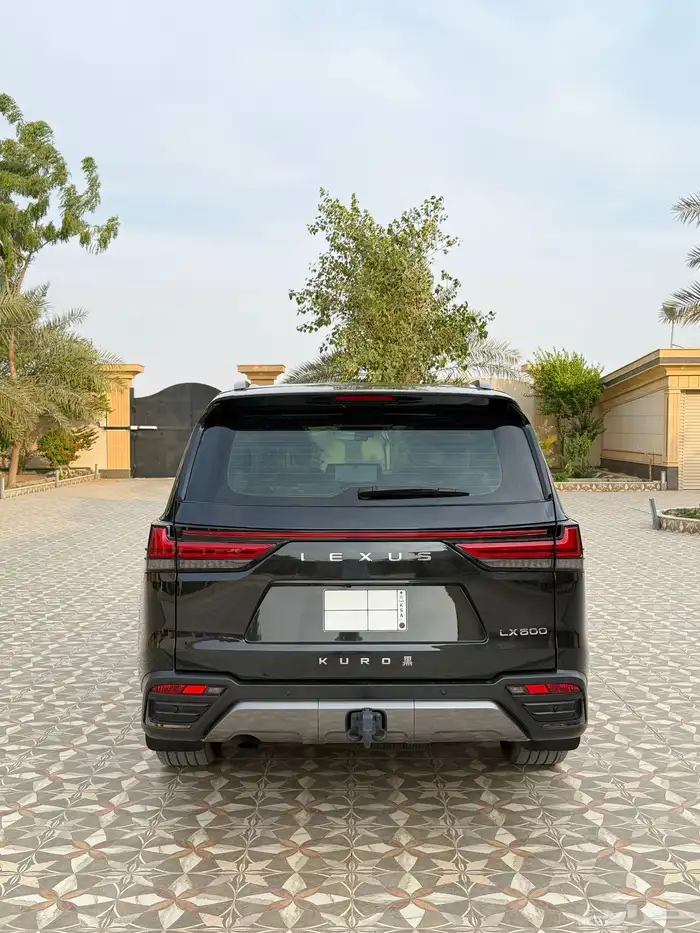 لكزس VIP - LX600 بلاك اديشن موديل 2023 بريمي (مالك اول) 8