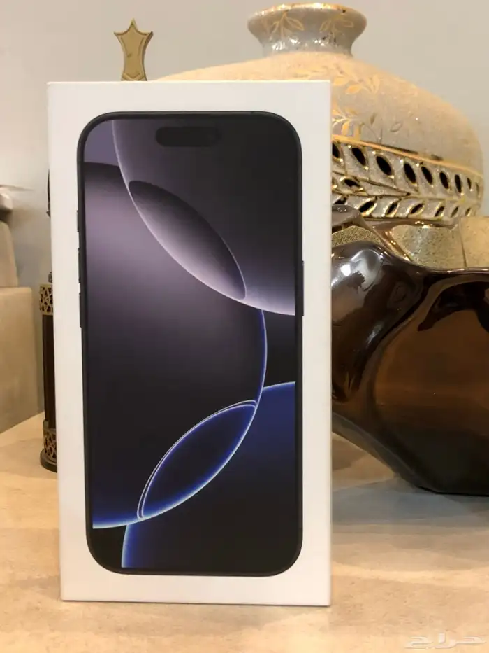 ايفون 16 برو ماكس 256GB بحالة الجديد 3