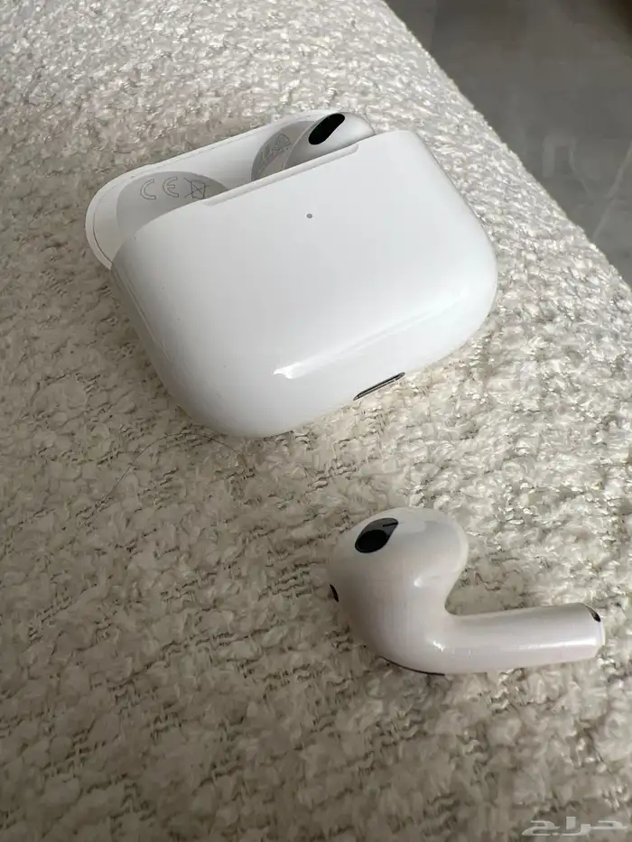 ابل Apple سماعة Airpods 3ااجيل الثالث 2