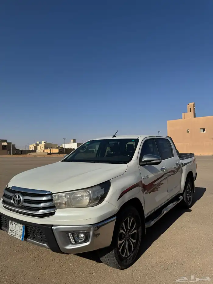 للبيع هايلوكس 2017 م دبل 9