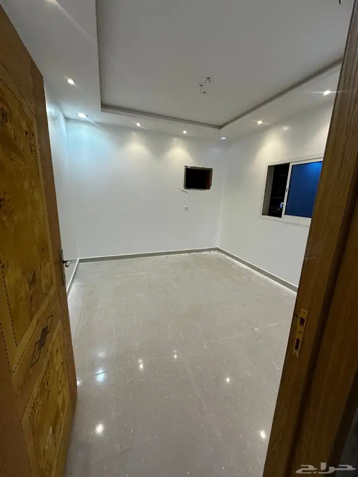 شقه لإيجار في طويق 4