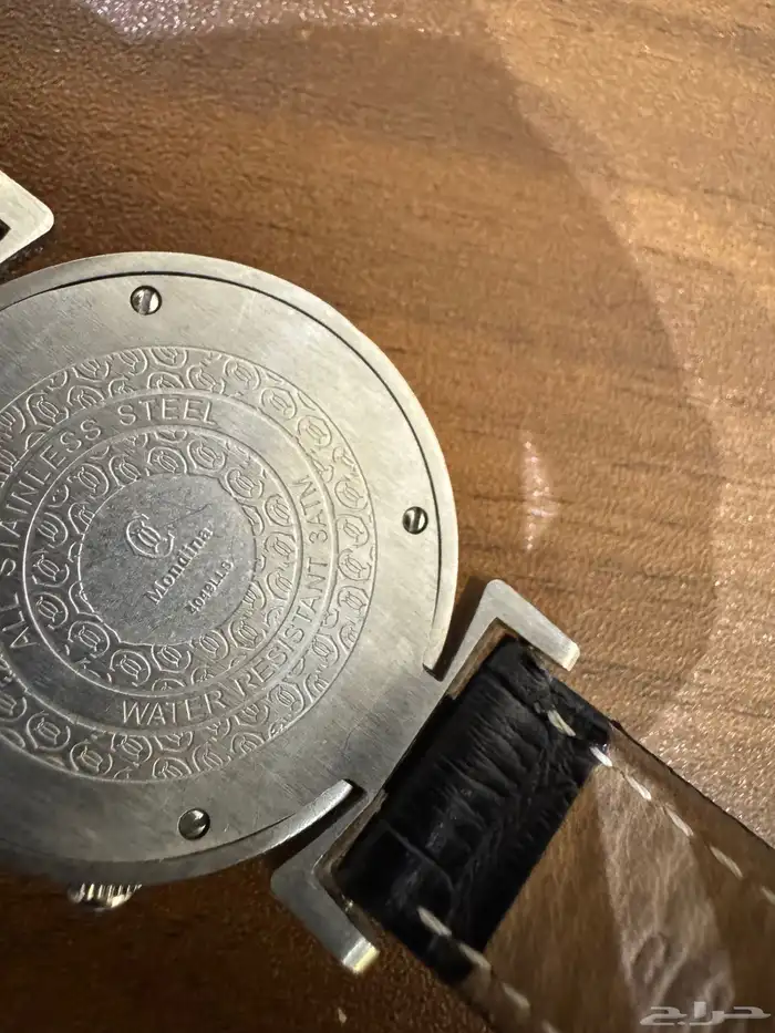 ساعة للجنسين ماركة موندينا 1