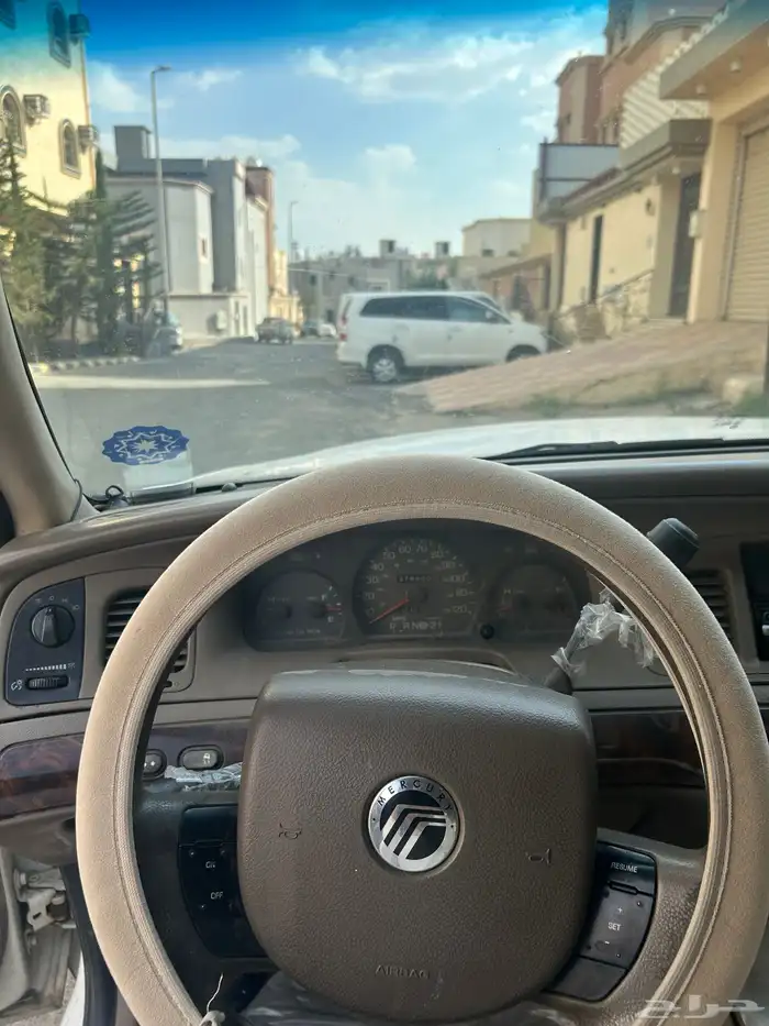 فورد جراند ماركيز 6