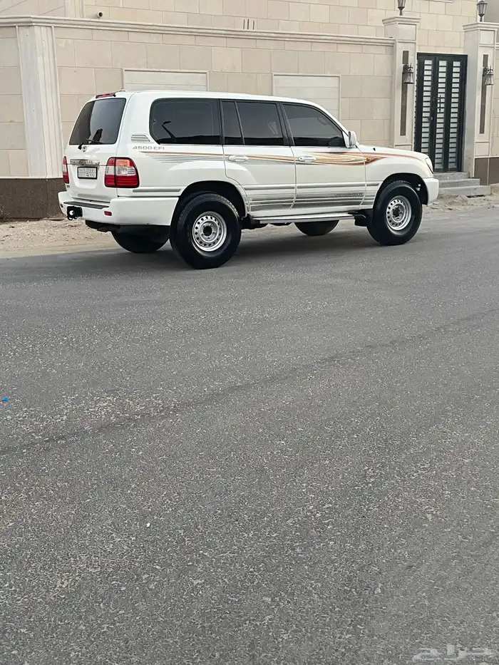 للبيع لاند كروزر 2007 جي اكس أر 19