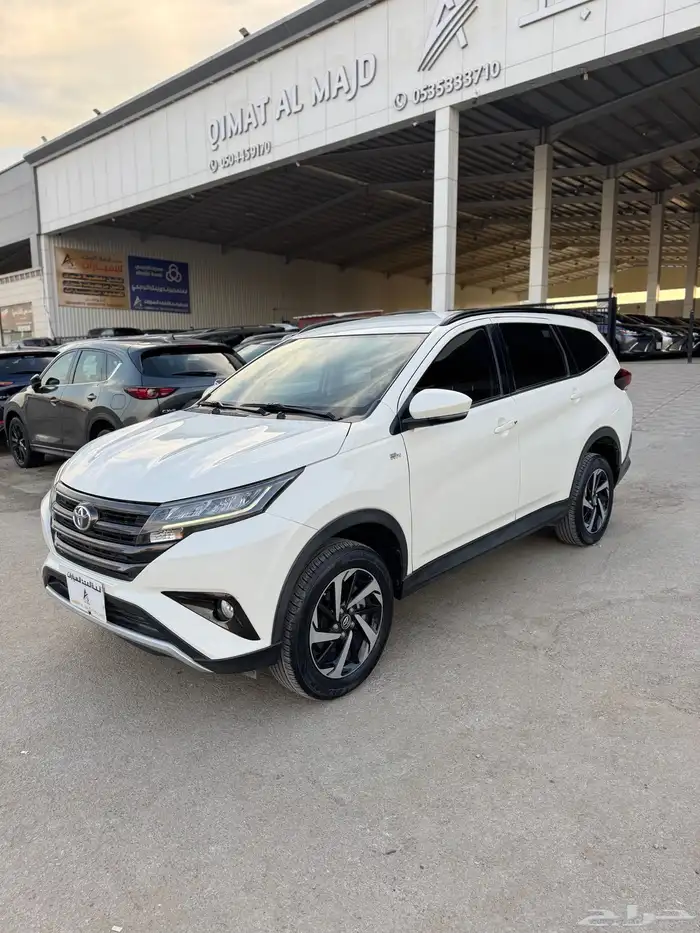 للبيع تويوتا راش 2023 - فل كامل - بحالة الوكاله 2