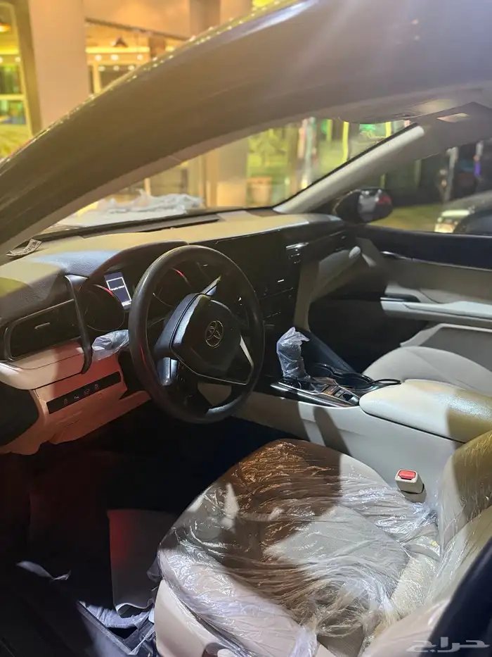 للبيع كامري 2022اسود هايبرد 3