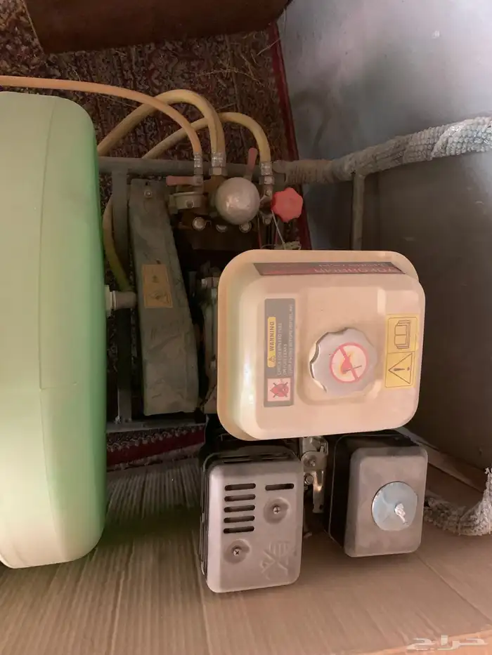 مضخة رش مبيدات 1