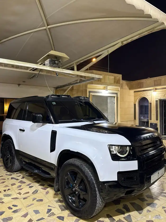 ديفندر 90 2022 الناغي 1