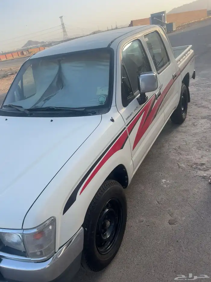 هايلكس. للبيع. 2001 عداد 166 2