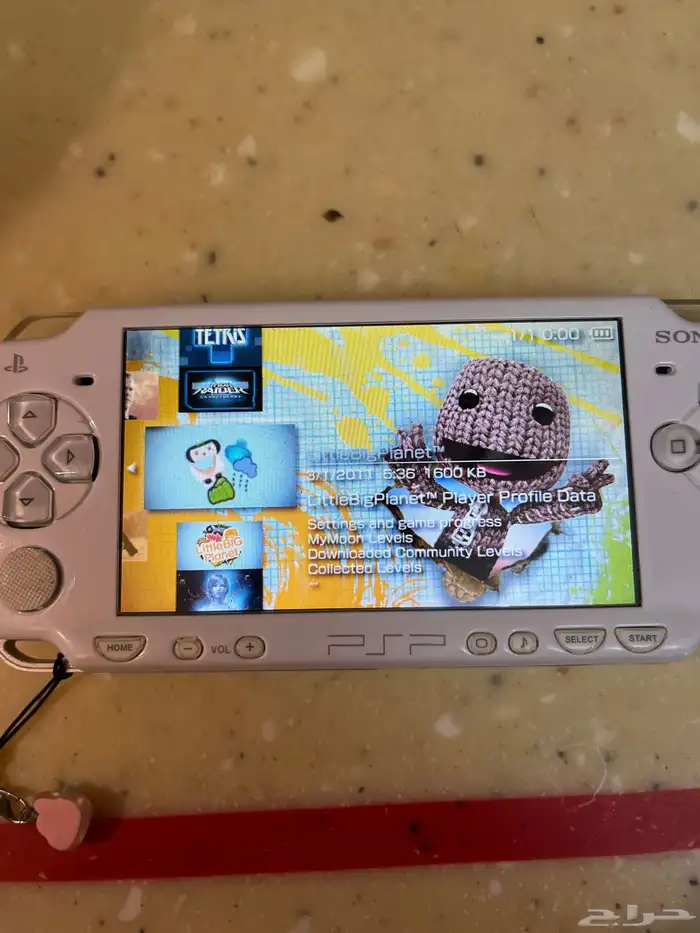 PSP2000 1