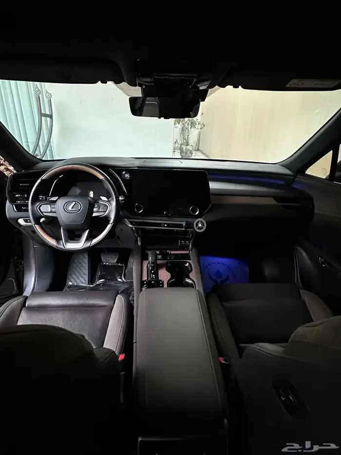 لكزس 2024 RX للبيع مستعمله 6