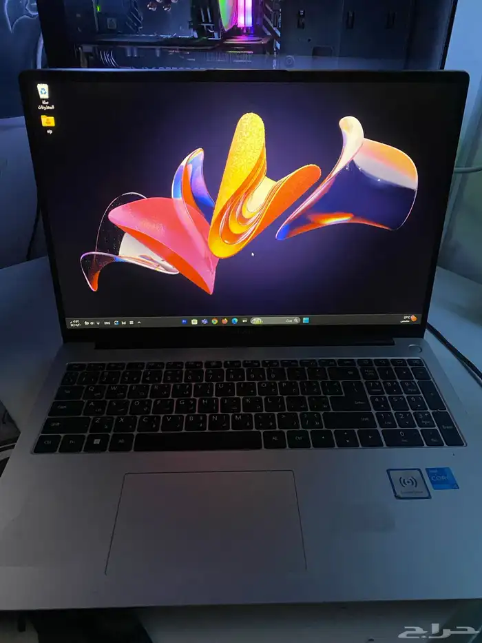 لابتوب matebook d16 بشاحنه اصلي بدون اي خدش 0