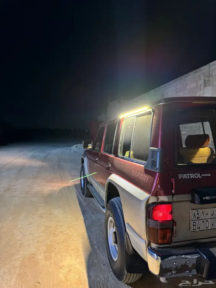 للبيع نيسان سفاري مديل 1997 مكينة لكزس 4