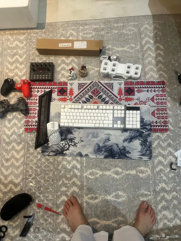 كيبورد   ماوس باد   ماوس   مكسر   ساعه رقميه   جلاد يد 0