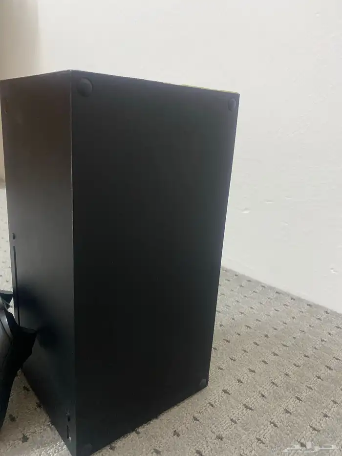xbox series x يجي معها يد  بدون حسابات 1