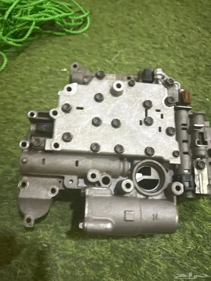 للبيع قطع غيار كورولا 2013م مستعمله نظيفة كما في الصور 3