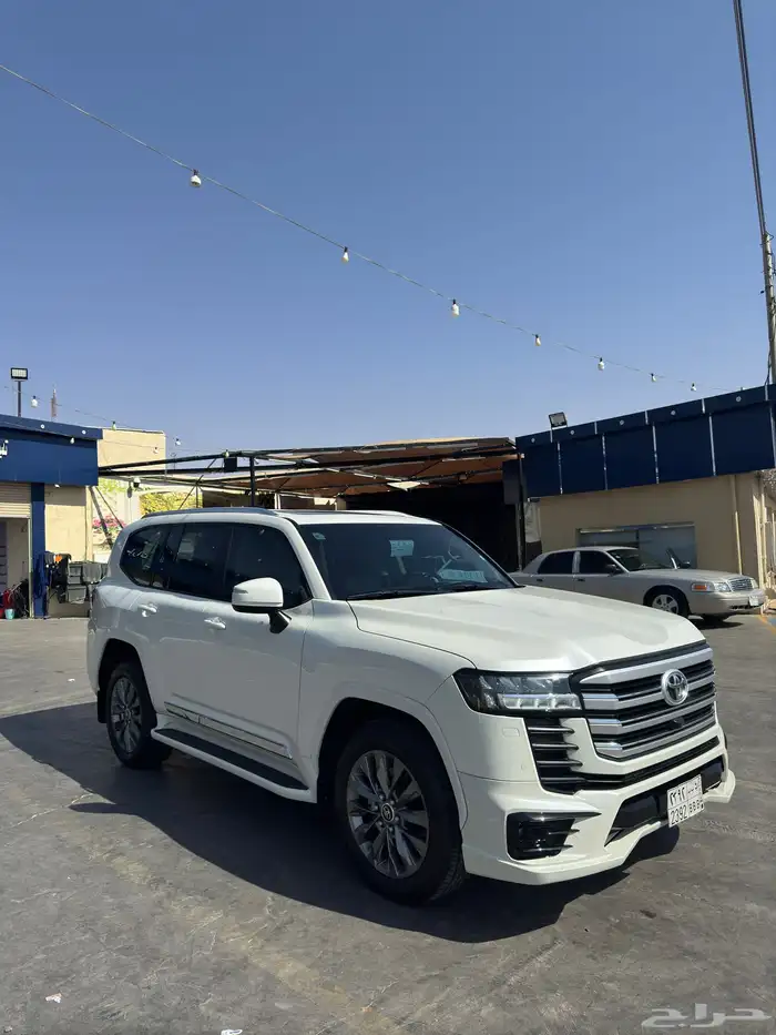 لاندكروزر 2022 L4 0