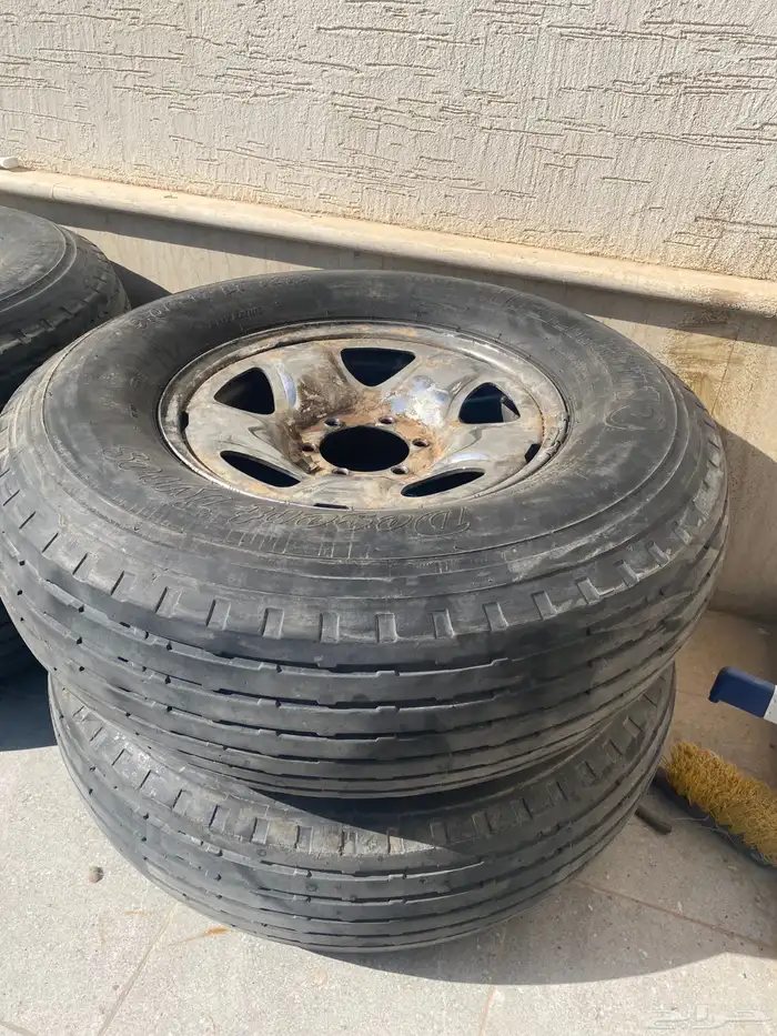 للبيع كفرات بوالين جنط 17 حجم 900 0