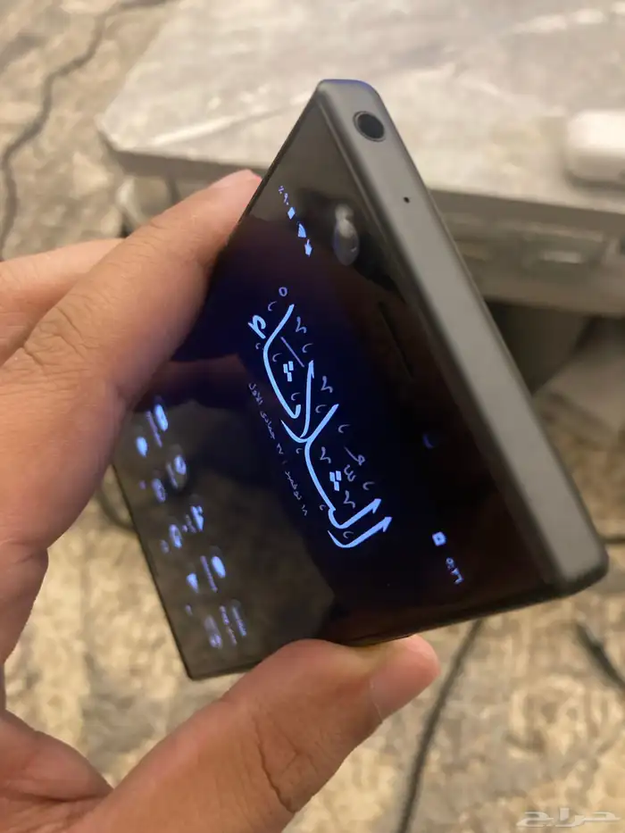 جهاز سوني اكسبيريا zx1 3