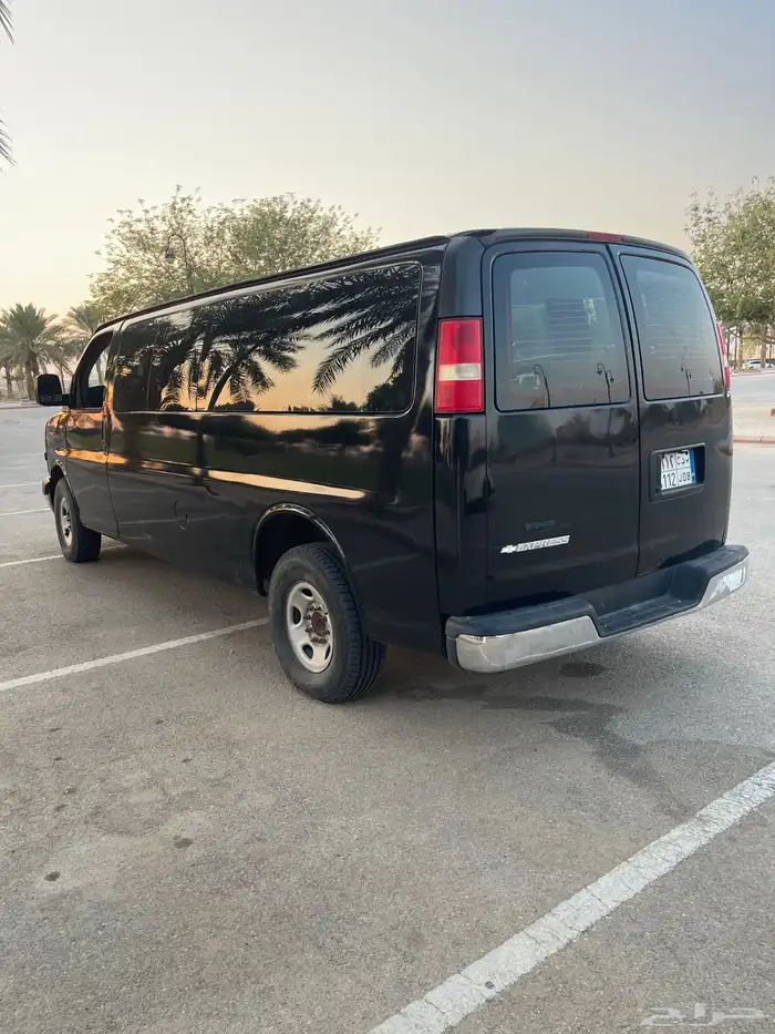 للبيع فان سافان جي ام سي 2008 شاص طويل 15 راكب 3