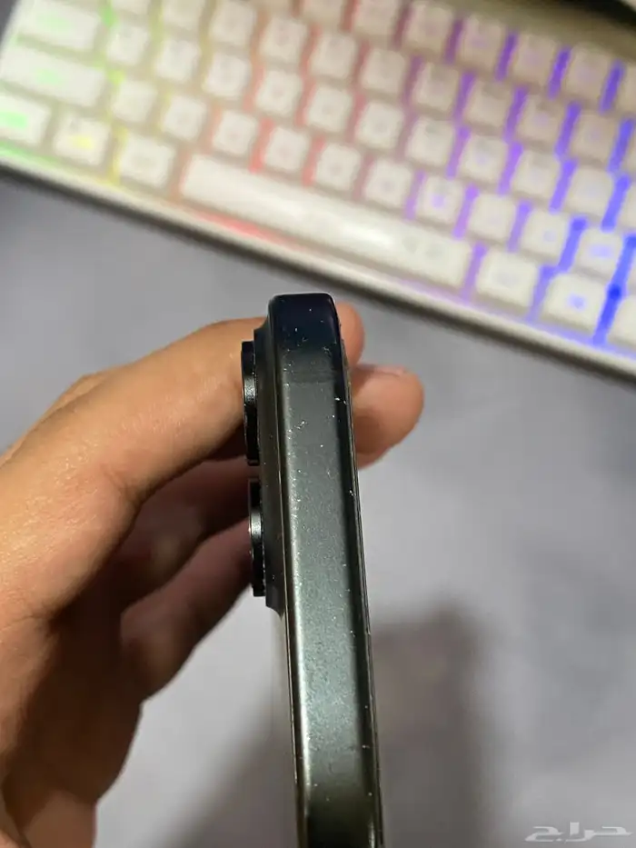 ايفون 15 العادي اسود 3