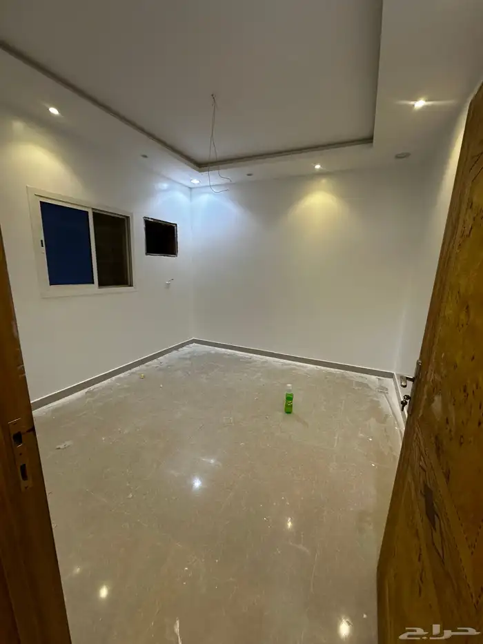 شقه لإيجار في طويق 0