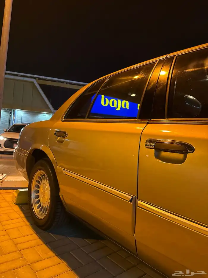 فورد جراند ماركيز 2001 نظيفة 100 12